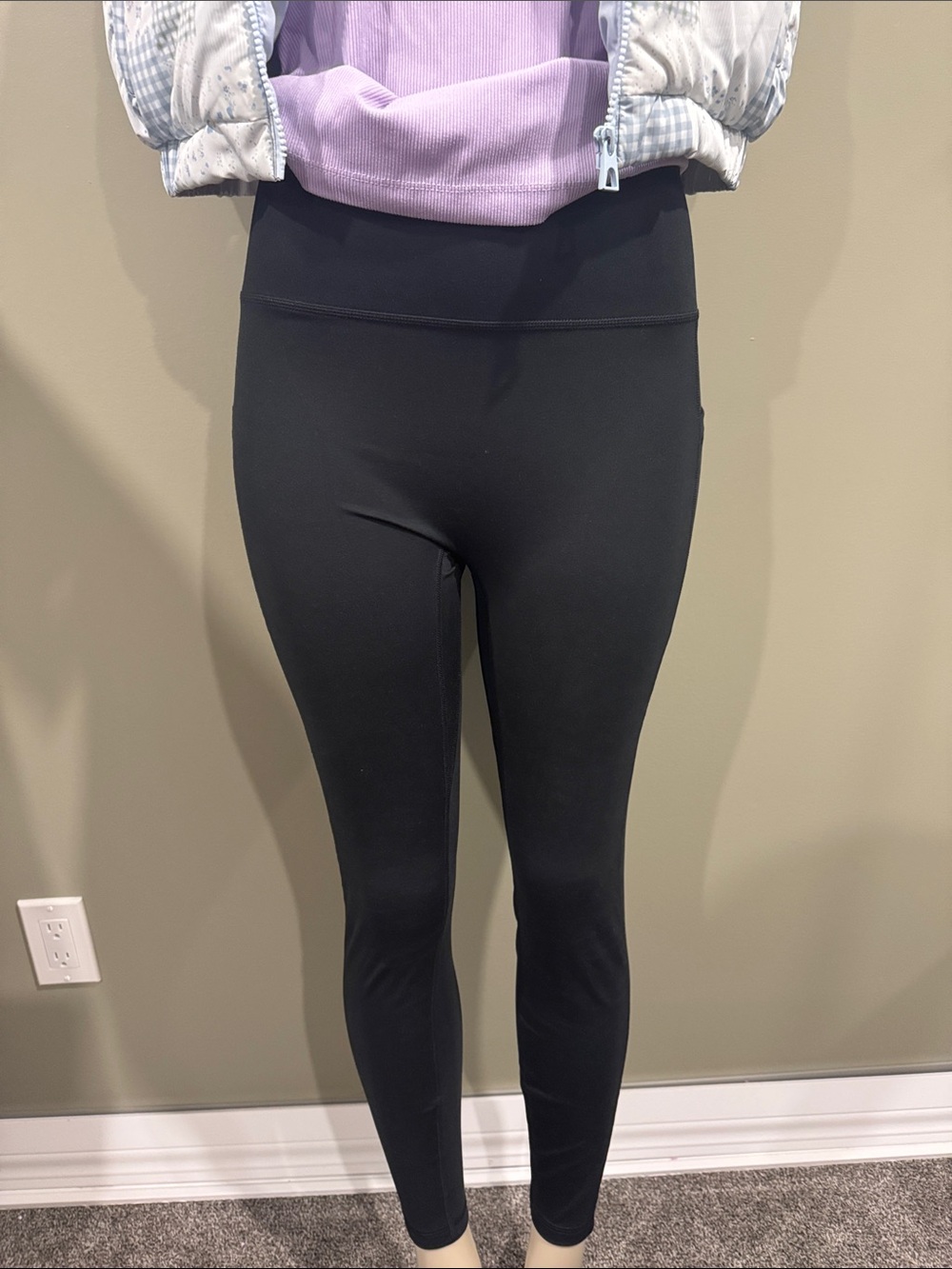 Gilly Hicks Large Black High-Waist recharge Leggings